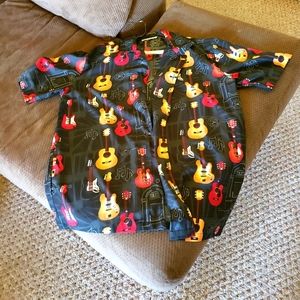 MENS HAWAIIAN BEACH GUITAR  SHIRT